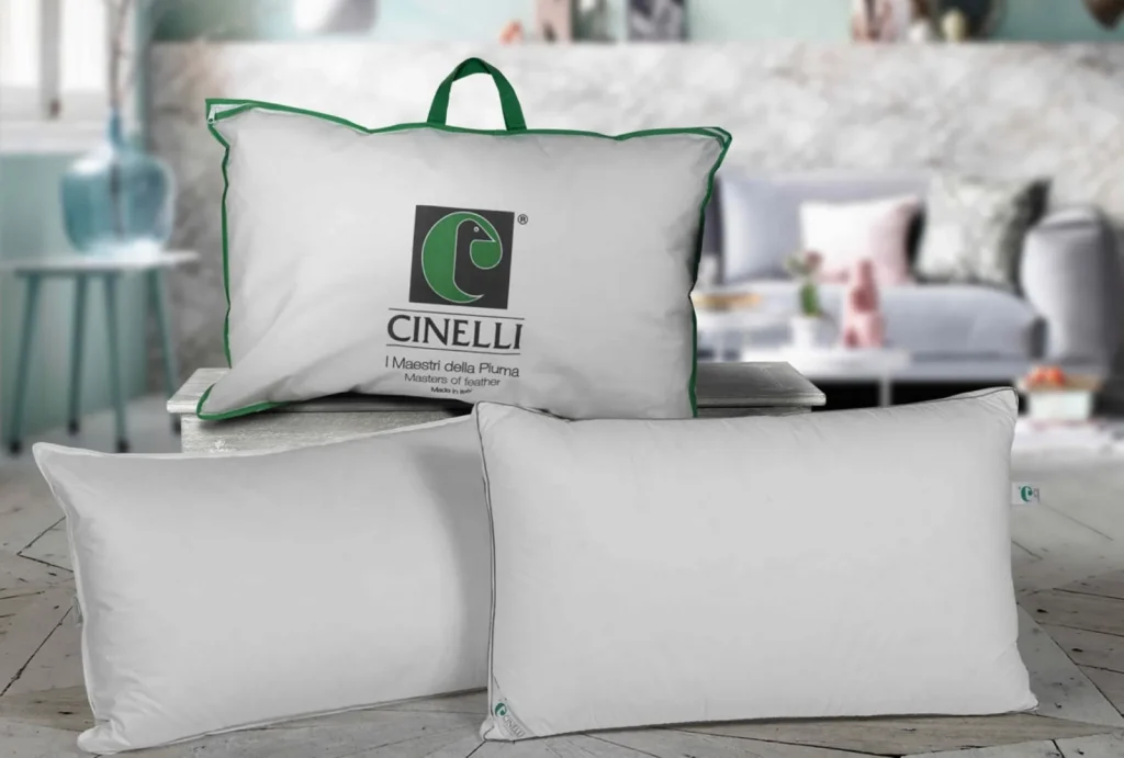 Pūkinės pagalvės iš Italijos