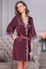 kimono stiliaus chalatas